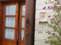 Villa Saint George Stone Costa Demetriou - B&B Kathikas