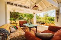 The Blue Beach House - B&B Quinns Rocks