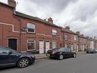 Cambridge House - Modern 2 Bedroom House, Close to Luton Airport & Town Centre - Bed and Breakfast