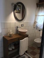 Deluxe Room with Private Bathroom and Balcony