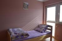 Standard Twin Room with Mountain View