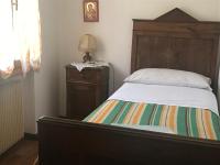 Single Room with Shared Bathroom