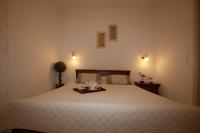 Studio with Garden View