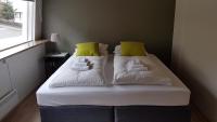 Doppel-/Zweibettzimmer mit Bad