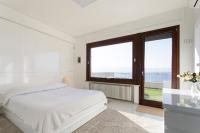 Penthouse Apartment with Sea View (5 Adults)