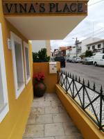 Vina's Place - B&B Nazaré