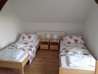 Vierbettzimmer mit eigenem Bad