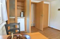 Gästehaus Waldecker - B&B