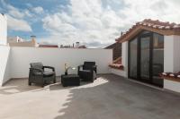 WestSide Beach House - B&B Peniche