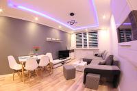 Noclegi FAMILY APARTMENTS Hotel Apartamenty - B&B Racibórz