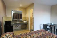 Queen Room - Smoking