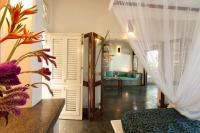 Suite Cardamom