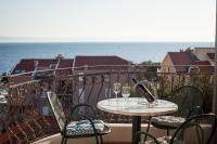 Apartments Cvjetni Dvori - Bed and Breakfast Makarska