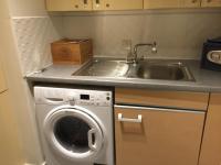 Two-bedroom Apartment - 53 Hutcheson Street 