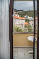 Studio with Mountain View