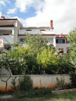 Apartments Jadranka - Bed and Breakfast Pula