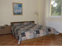 One-Bedroom Apartment (2 Adults)