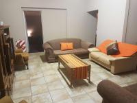Family Room (5 Adults)