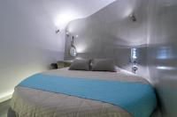 Cave Senior Double with Outdoor Hot Tub