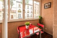 Apartamentos Madrid XXXIII - Alojamiento de Temporada - Chambres d'hôtes Madrid