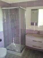 Vierbettzimmer mit eigenem Bad