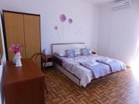 Camera Tripla Classic