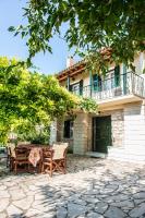 Villa Ilias - Bed and Breakfast Pinakokhórion