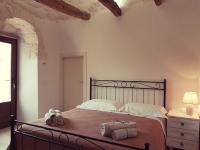 Double Room with Private Bathroom - Trullo