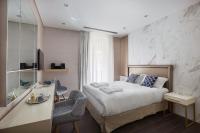Superior Suite with Old Town View and Balcony