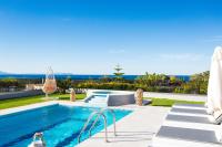 Evangelos Villas, lavish touch, By ThinkVilla - B&B Angelianá