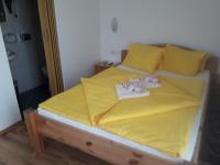 Einzelzimmer mit Balkon