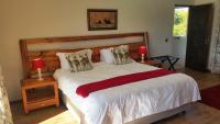 Triple Room with Sea View (Rhino Suite)