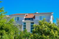 Ana Apartments - B&B Kukljica