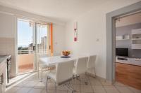 Appartamento con Balcone - Primo Piano