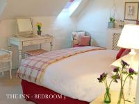 Comfort Zimmer mit Super-Kingsize-Bett oder 2 Einzelbetten