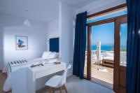 Golden Grain Beachfront Suites - Ferienwohnung Kokkini Chani