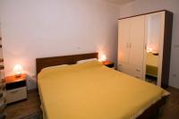 Appartamento con 2 Camere da Letto e Balcone