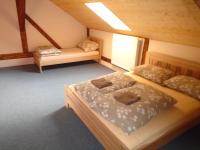 Triple Room with Extra Bed - Attic
