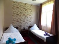 Standard Twin Room with Shared Bathroom