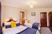 Deluxe Double Room (2 Adults + 1 Child)