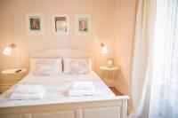 Double Room with Private External Bathroom