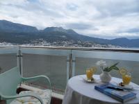 Double or Twin Room with Sea View