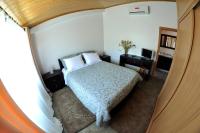 Camera Matrimoniale con Vista Montagna