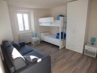 Trentino Apartments - Casa Marzari - Bed and Breakfast