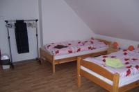 Vierpersoonskamer met Gedeelde Badkamer