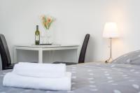 Double or Twin Room with Private Bathroom 6