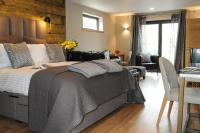 Suite Corran