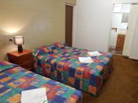 B&B Charters Towers - Commercial Hotel - Bed and Breakfast Charters Towers