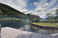 Habitación Doble con balcón y vistas al lago