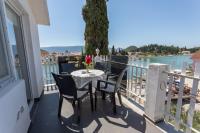 Apartments Laura - Bed and Breakfast Blace